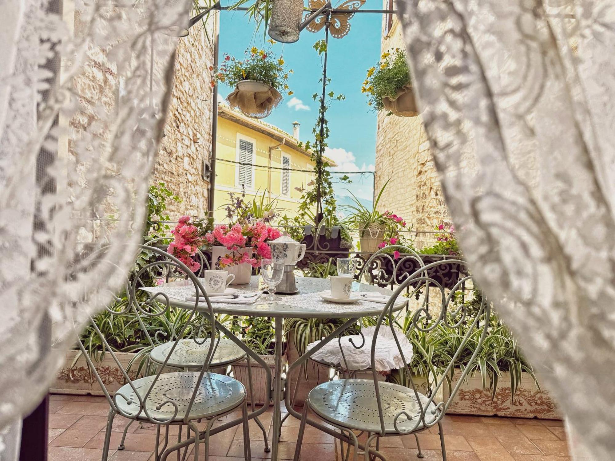 Appartamento Spello House Patio Esterno foto